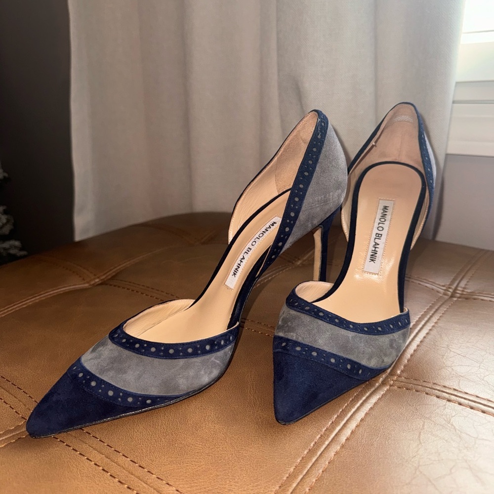 Manolo Blahnik Blue and Gray Elegant Heels